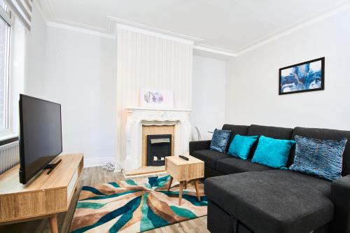 5 minutes from Leeds City Centre - Parking Accommodation image 3 5 minutes from Leeds City Centre - Parking image three