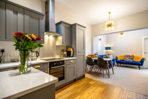 Saxon Rose Apartment Accommodation image 3 Saxon Rose Apartment image three