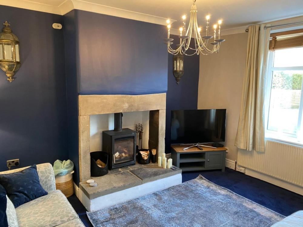 Honeybee Cottage, with a log fire & a hot tub. Accommodation image 1 Honeybee Cottage, with a log fire & a hot tub. image one