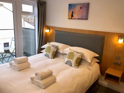 The Glass House - Scarborough Accommodation image 3 The Glass House - Scarborough image three