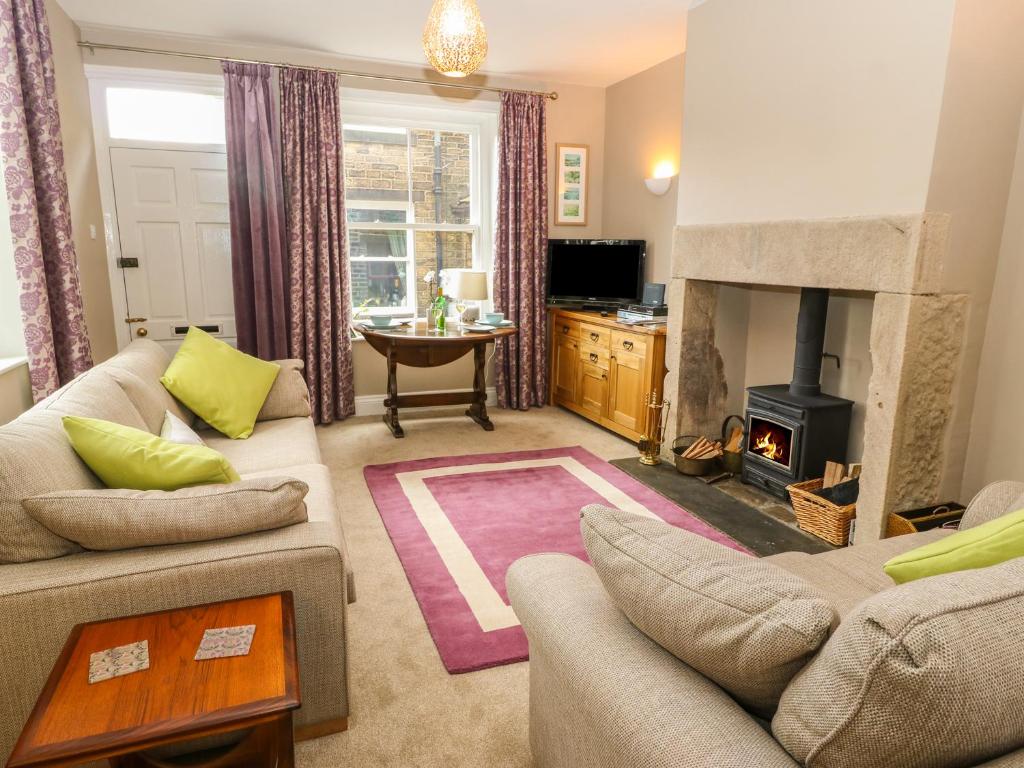 Cobble Cottage, Hebden Bridge Accommodation image 1 Cobble Cottage, Hebden Bridge image one
