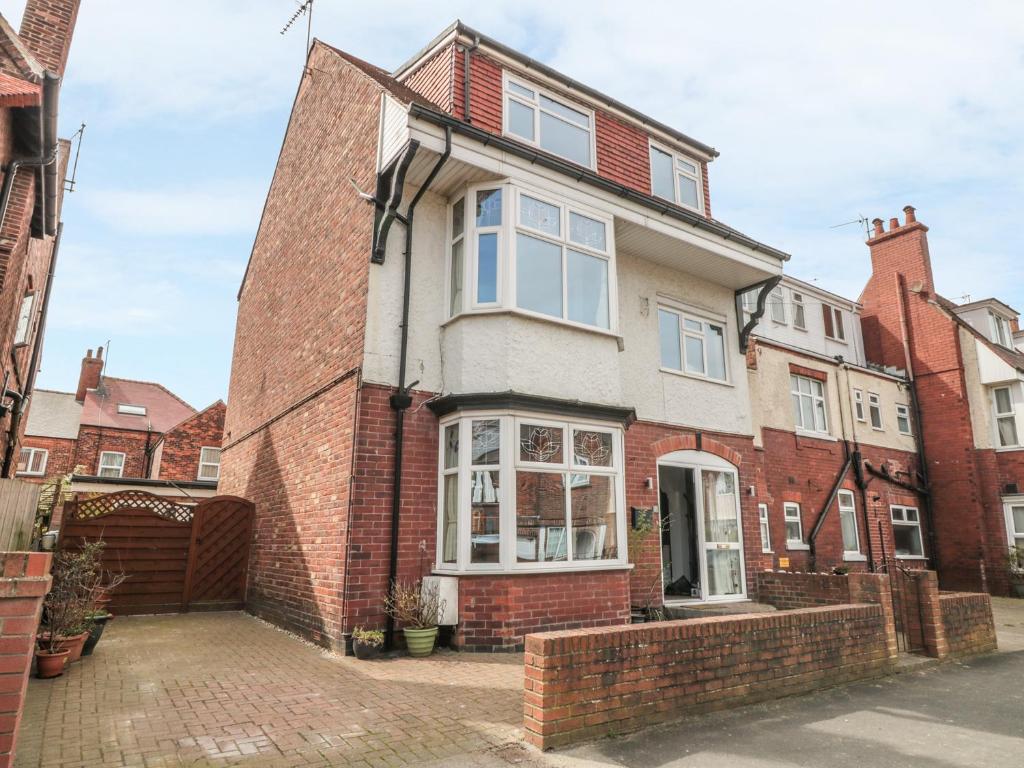 Mayfield Sands, Bridlington Accommodation image 1 Mayfield Sands, Bridlington image one