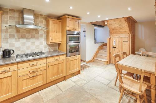 Host & Stay - Jacksons Cottage Accommodation image 3 Host & Stay - Jacksons Cottage image three