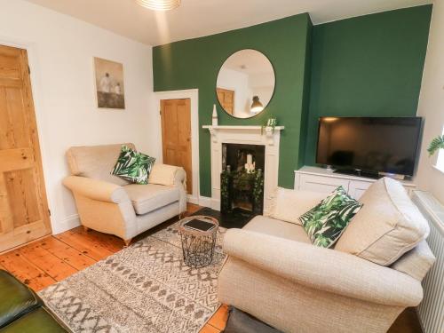 2 Court Terrace Accommodation image 3 2 Court Terrace image three