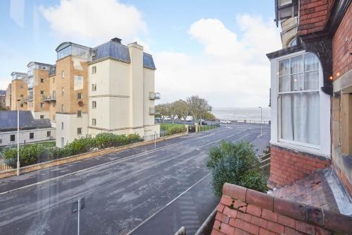 Host & Stay - The Lookout @ Scarborough Accommodation image 3 Host & Stay - The Lookout @ Scarborough image three