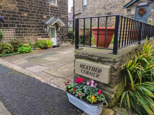Heather Corner, Keighley Accommodation image 3 Heather Corner, Keighley image three