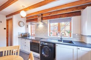 Host & Stay - Oldcorn Cottage Accommodation image 2 Host & Stay - Oldcorn Cottage image two