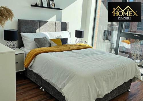 Great Central Luxury Two Bedroom Apartment by Homex Property Serviced Accommodation Sheffield Accommodation image 3 Great Central Luxury Two Bedroom Apartment by Homex Property Serviced Accommodation Sheffield image three