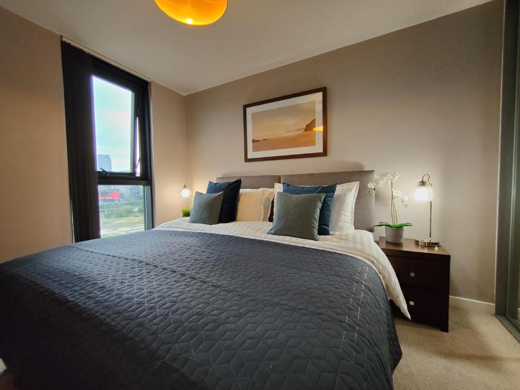 Luxury City Centre 2 bedroom apartment Accommodation image 1 Luxury City Centre 2 bedroom apartment image one