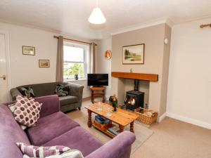 Cleeve Cottage image two