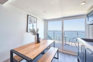 Host & Stay - Penthouse Pier View Accommodation image 2 Host & Stay - Penthouse Pier View image two