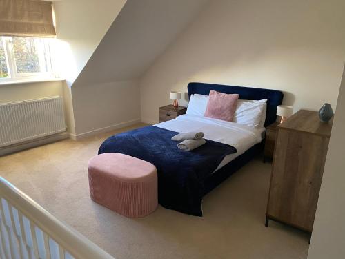 Roundhay House Accommodation image 3 Roundhay House image three