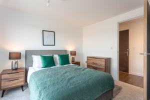 Amazing 2 bed Apartment with Roof Terrace in the heart of York Accommodation image 2 Amazing 2 bed Apartment with Roof Terrace in the heart of York image two