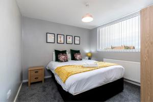 Wroxton Close Accommodation image 2 Wroxton Close image two