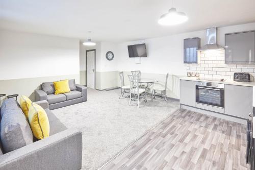 Host & Stay - Clarendon Apartments Accommodation image 3 Host & Stay - Clarendon Apartments image three