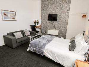 Mowbray 5 Accommodation image 2 Mowbray 5 image two