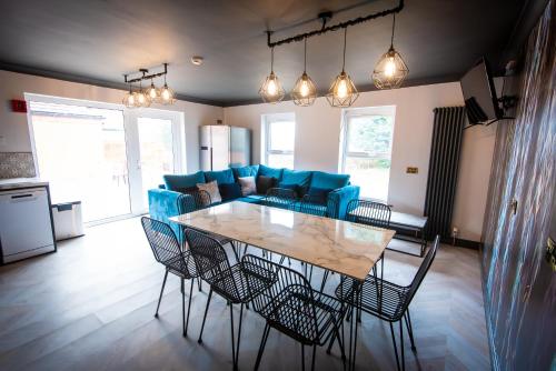 Sallow Tree House Accommodation image 3 Sallow Tree House image three