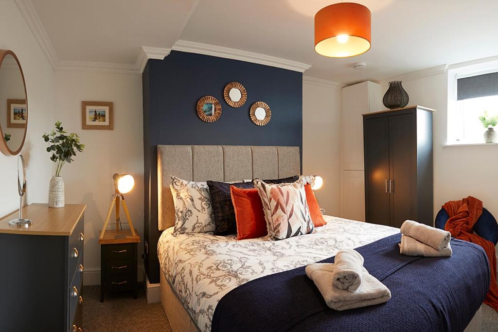 BAY VIEW Amazing SEA VIEWS!!! Yorkshire Coast Holiday Lets Accommodation image 1 BAY VIEW Amazing SEA VIEWS!!! Yorkshire Coast Holiday Lets image one