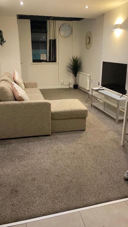 DealHouse F7- Apartments Accommodation image 1 DealHouse F7- Apartments image one