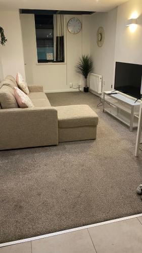 DealHouse F7- Apartments Accommodation image 3 DealHouse F7- Apartments image three