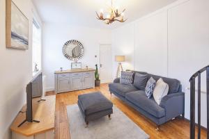 Host & Stay - Den at Westcliff image two