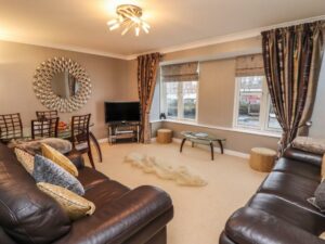 Apartments in Whitby - Prices & Bookings Page image 93 Picture of 5 Hunton Court