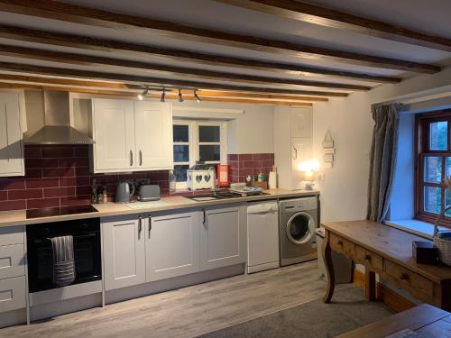 Apartment Two, The Carriage House, York image three