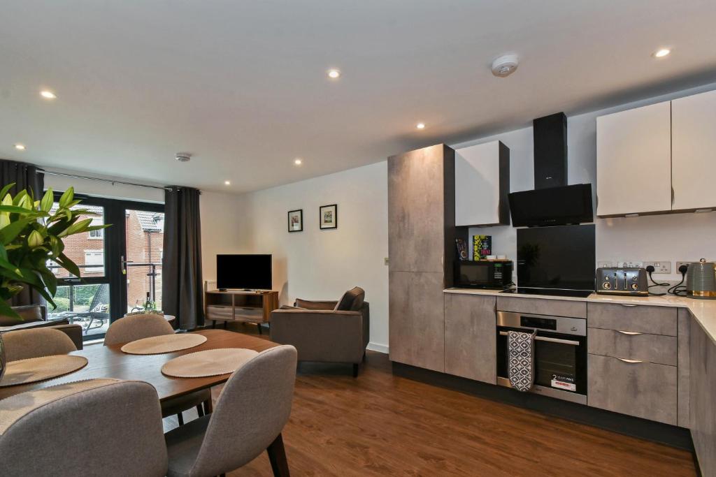 Icona 18 - city centre apartment image one
