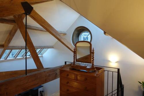 The Workshop, in 18th century Lothersdale Mill Accommodation image 3 BD20 8EN
