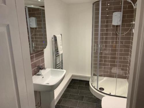 Newly Refurbished Studio Close to City Centre Accommodation image 3 Newly Refurbished Studio Close to City Centre image three