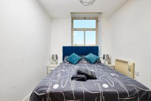 Executive Apartment - Sleeps 6 Accommodation image 2 Executive Apartment - Sleeps 6 image two