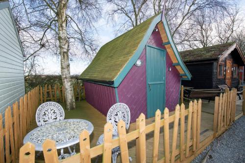 Seaways glamping, Copper Beech image three