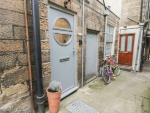 Apartments in Whitby - Prices & Bookings Page image 28 Picture of 1 Burns Yard