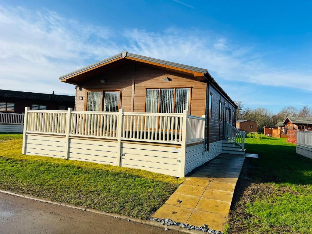 Rowan Lodge with Hot Tub Accommodation image 1 Rowan Lodge with Hot Tub image one