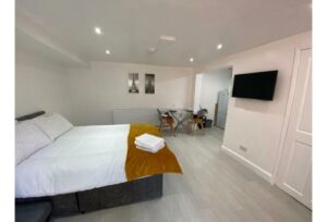 Holiday Apartments In Leeds Page image 21 Picture of Arena Apartments