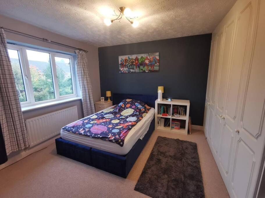 Quiet family home close to Leeds & Harrogate Accommodation image 1 Quiet family home close to Leeds & Harrogate image one