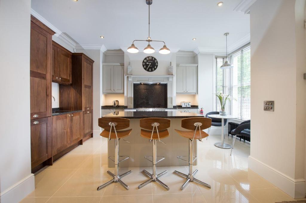 Harrogate Serviced Apartments Accommodation image 1 Harrogate Serviced Apartments image one