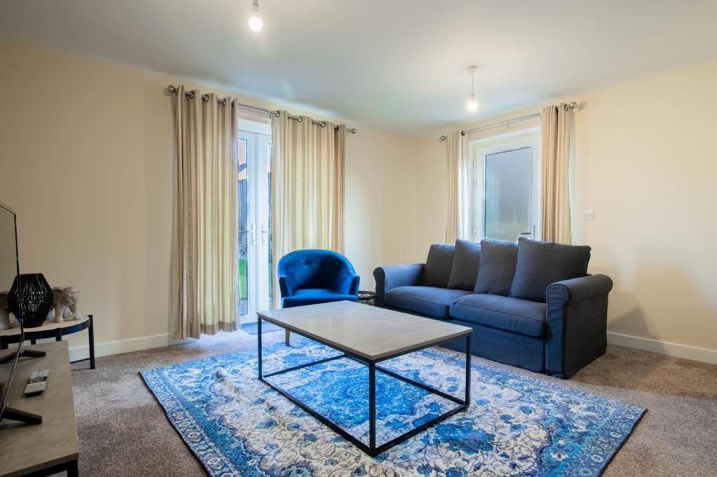 3-Bed, 2 bathroom Detached House Accommodation image 1 3-Bed, 2 bathroom Detached House image one