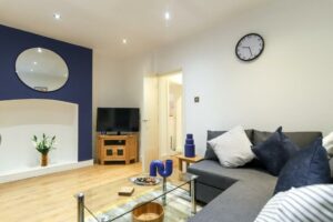 Book Apartments in Sheffield Page image 2 Picture of Cosy and modern two bedroom apartment - Snug House