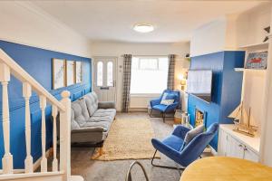 Host & Stay - Harbour Mist Cottage image two