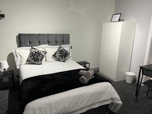Huddersfield Central Lodge Accommodation image 3 Huddersfield Central Lodge image three