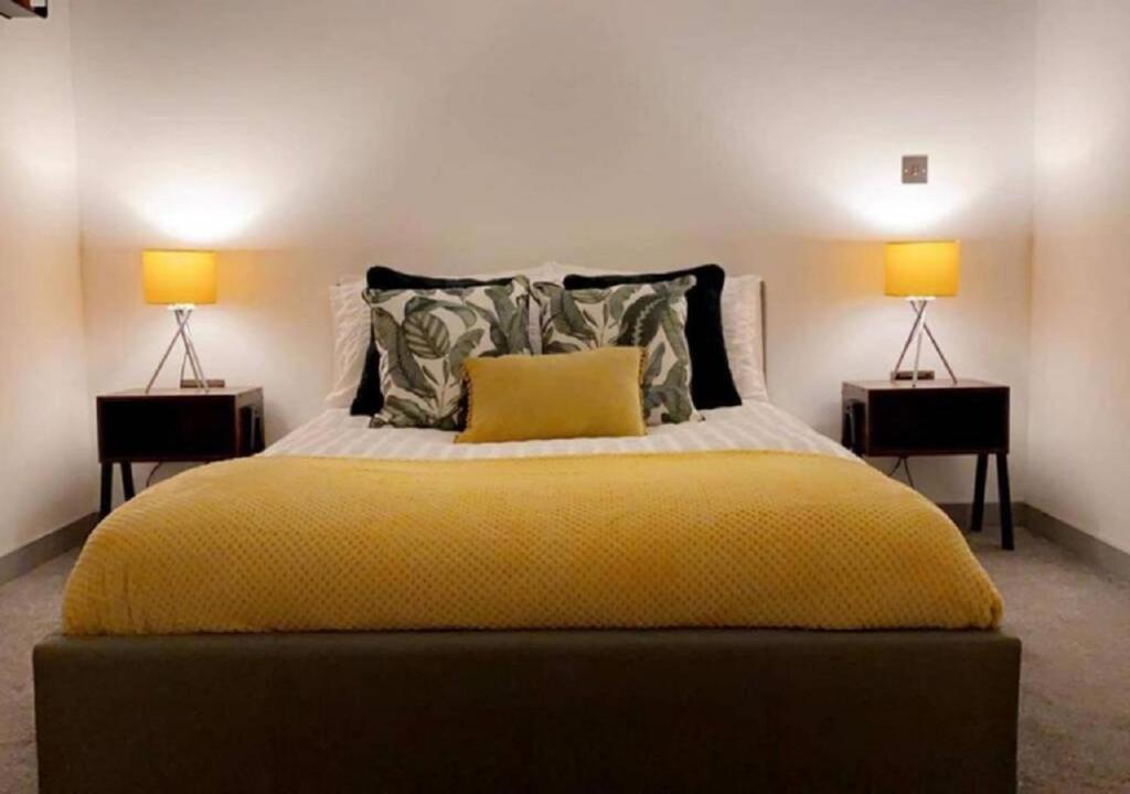Best Priced Apartment In Doncaster #19 Accommodation image 1 Best Priced Apartment In Doncaster #19 image one