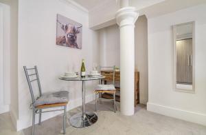 55 Cocoa Suites York, Parking onsite Accommodation image 2 55 Cocoa Suites York, Parking onsite image two