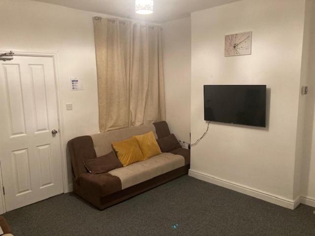 Sunset Suite Sheffield Accommodation image 1 Sunset Suite Sheffield image one
