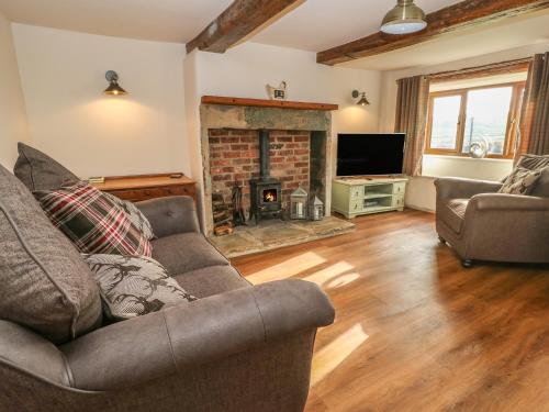 Boshaw Cottage, Holmfirth Accommodation image 3 Boshaw Cottage, Holmfirth image three