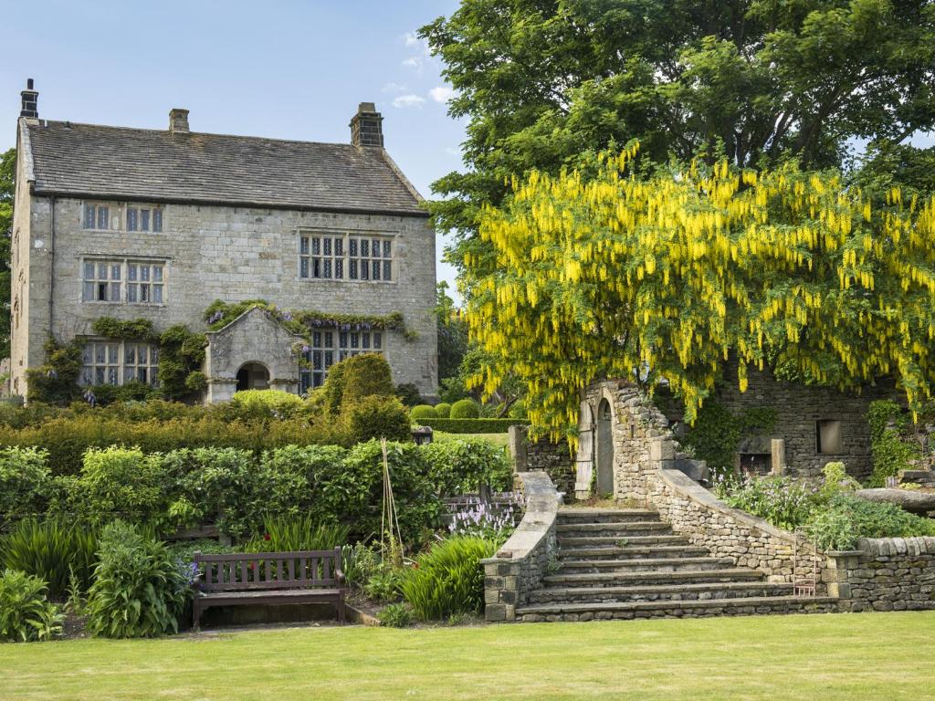 High Hall, Skipton Accommodation image 1 High Hall, Skipton image one