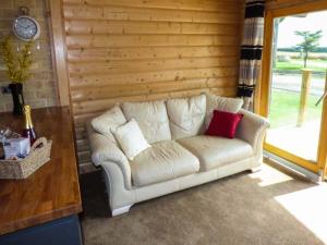Heathcliff Lodge image two