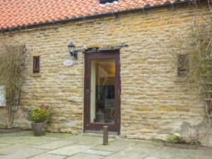 Sawdon Page image 1 Picture of Ivy Cottage