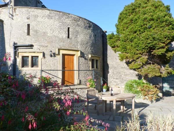 The Round House, Leyburn Accommodation image 1 The Round House, Leyburn image one