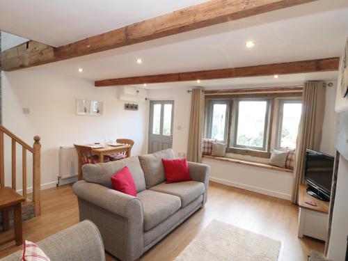 Bramble Cottage, Holmfirth Accommodation image 3 Bramble Cottage, Holmfirth image three